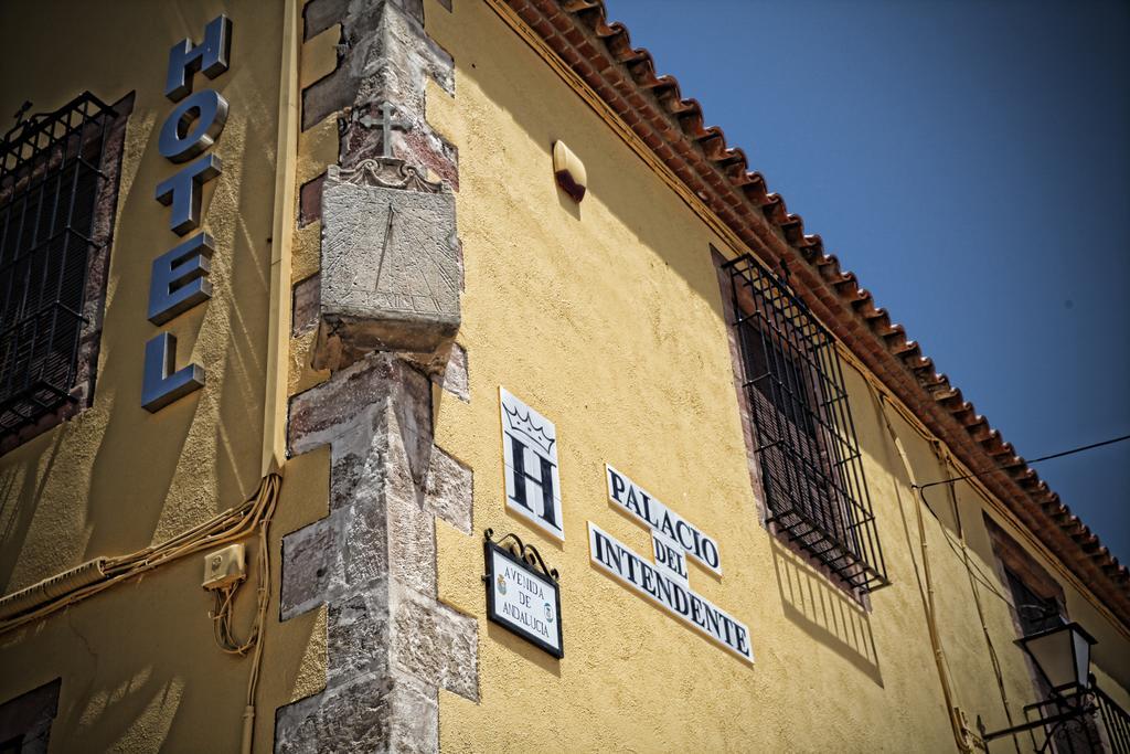 Palacio Del Intendente 2* Guarromán